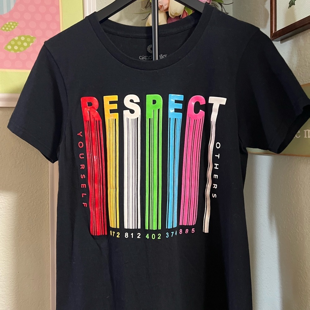 Akademiks Black Tee with White Logo RESPECT #043